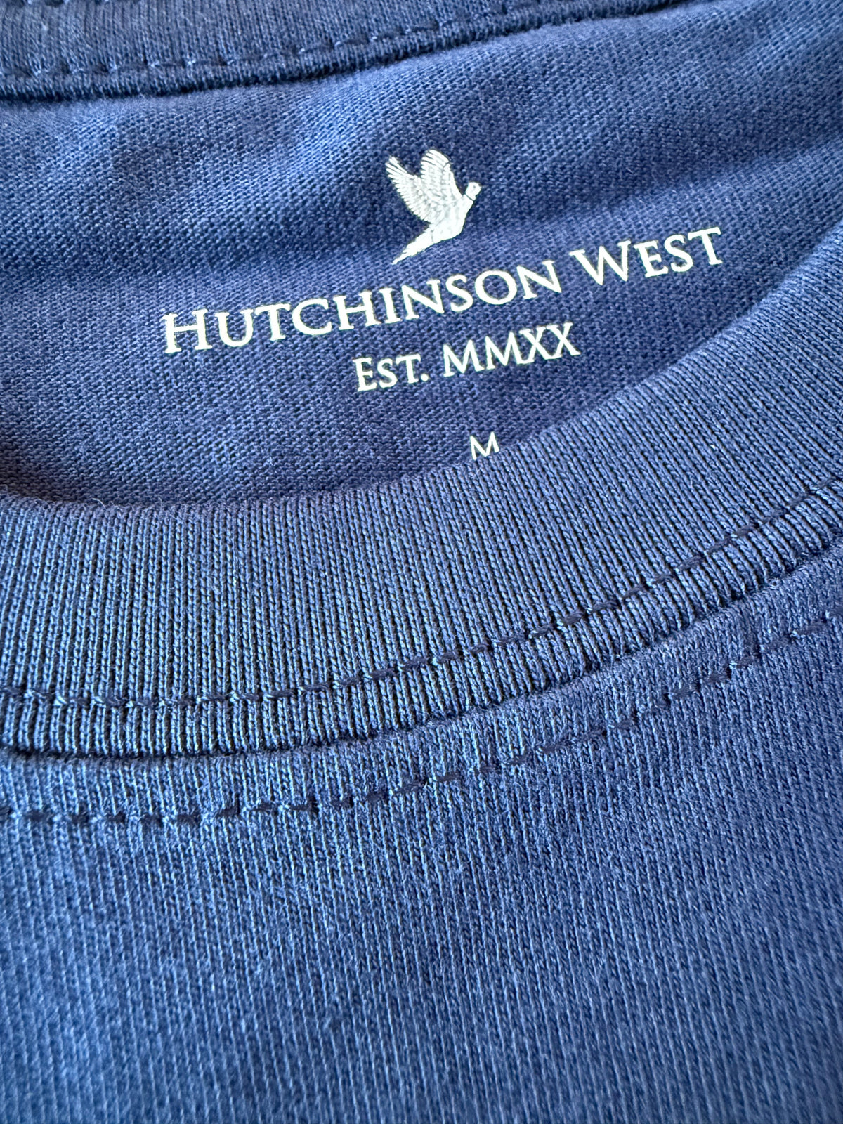 MEN'S NAVY T SHIRT WITH EMBROIDERED RED PHEASANT INSIGNIA